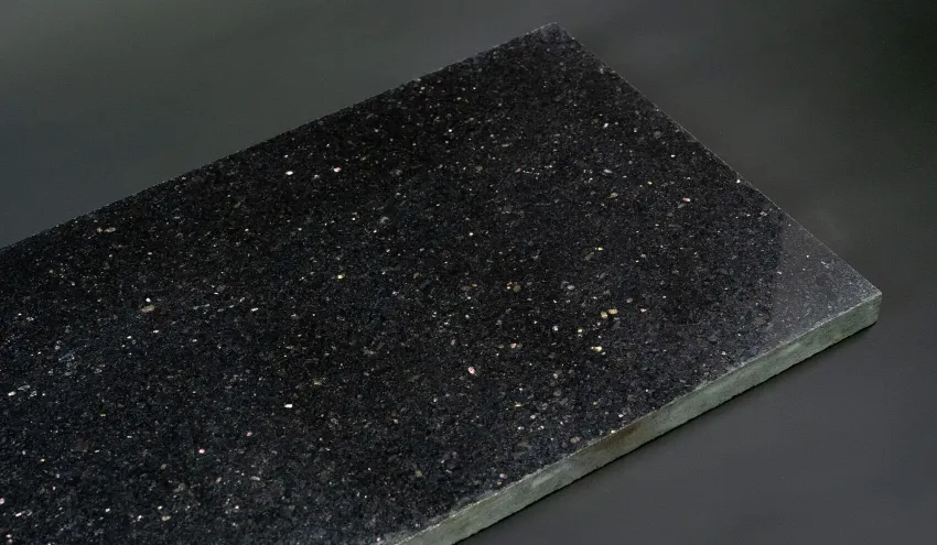 Гранит Black Galaxy